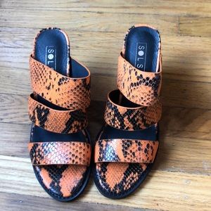 ✨NEW✨ Sol Sana Bindi Heel ー Orange Python